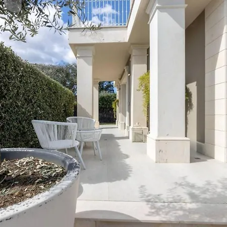 Mediterranean - Style In - 5 Bedrooms, Pool, Garden * 올비아